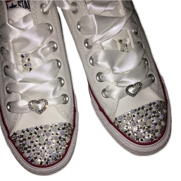 Diamonds Pearls & Charms Low Top Original Converse Sizes 5-14 With Ribbon Laces - Picture 2 of 15